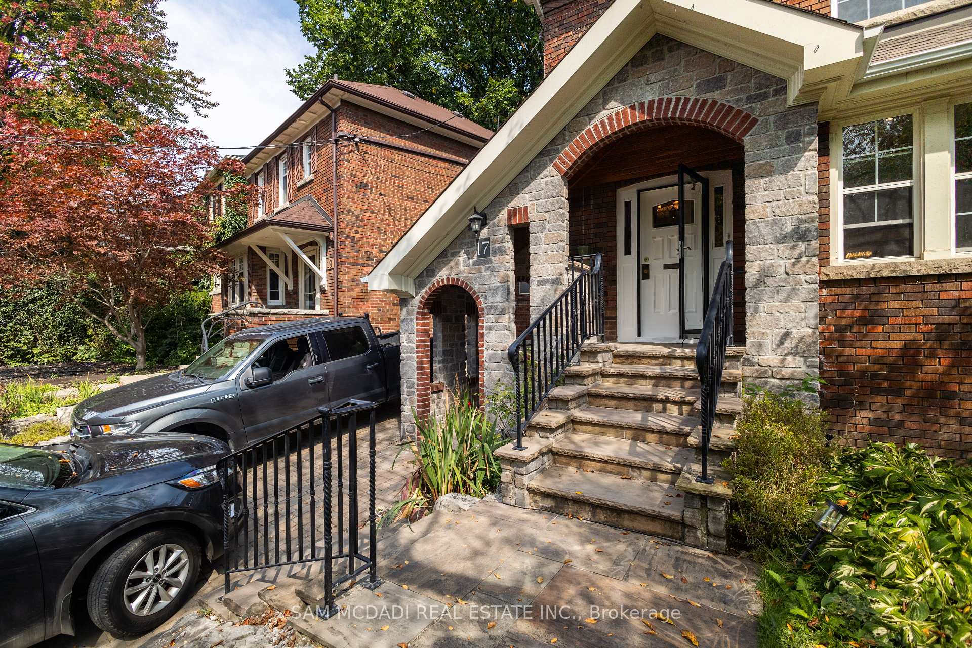 Front of 17 Duncannon Drive