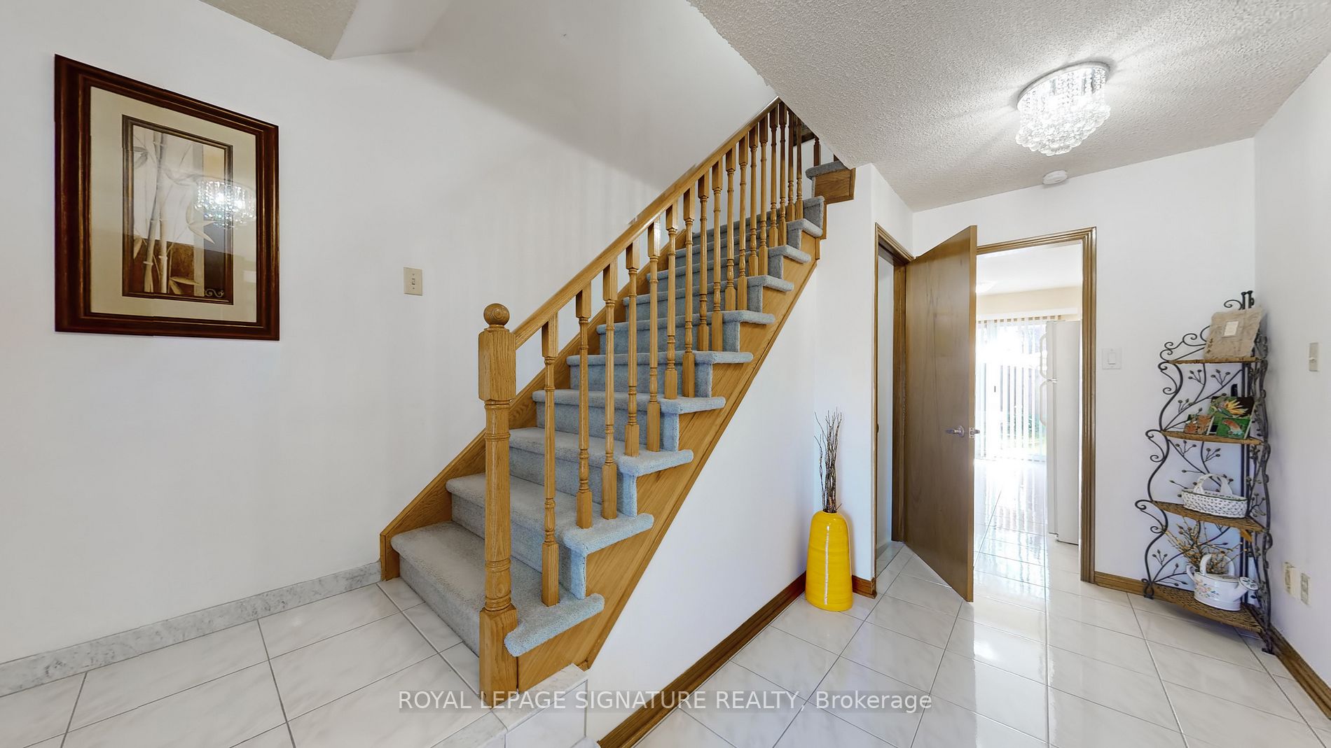 Photo 15 of 27 RichBell Street, Vaughan, Brownridge — HOMEH