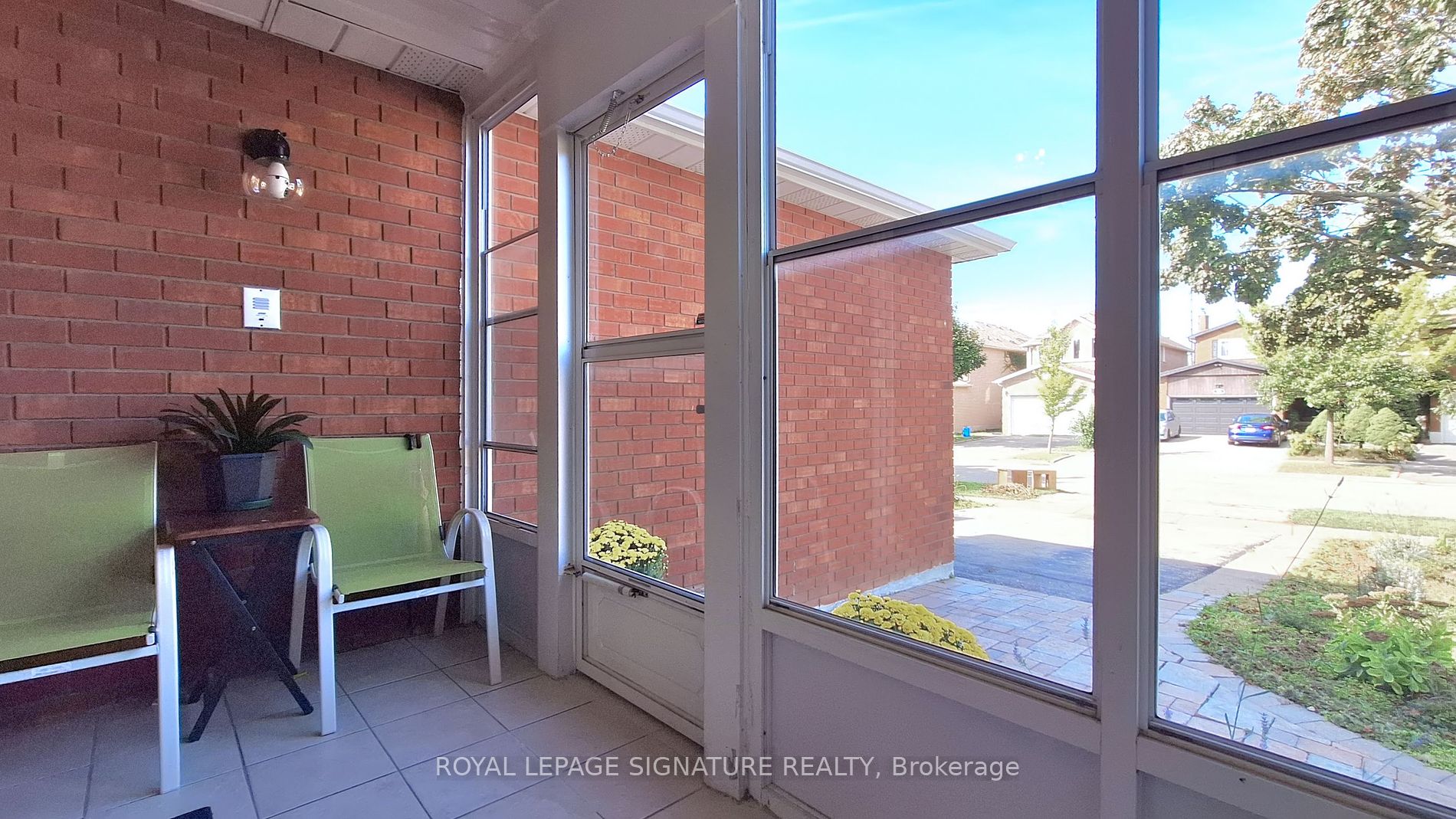 Photo 14 of 27 RichBell Street, Vaughan, Brownridge — HOMEH
