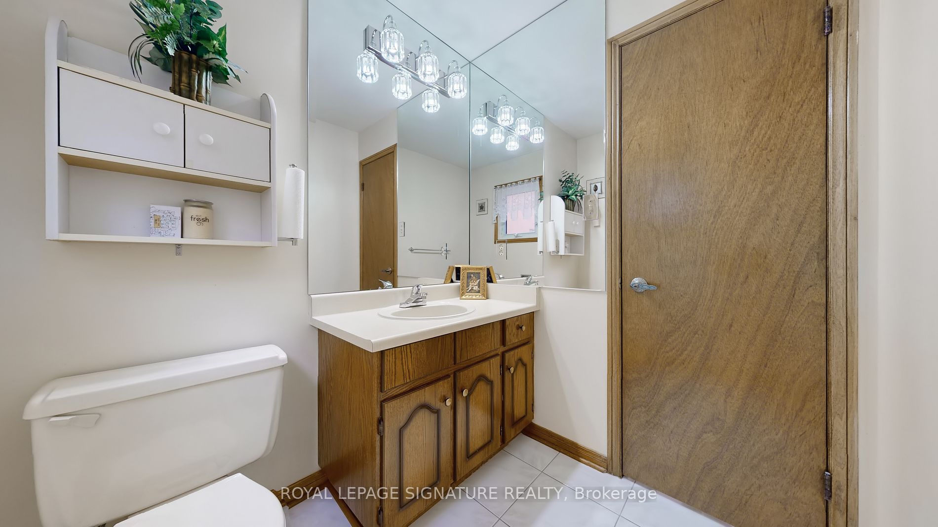 Photo 13 of 27 RichBell Street, Vaughan, Brownridge — HOMEH