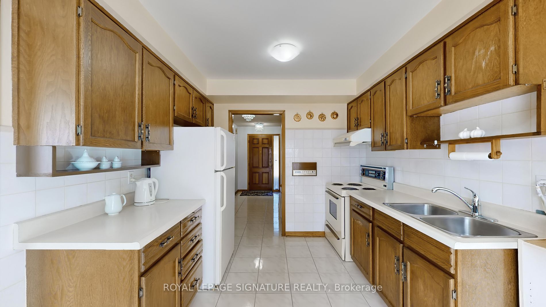 Photo 7 of 27 RichBell Street, Vaughan, Brownridge — HOMEH