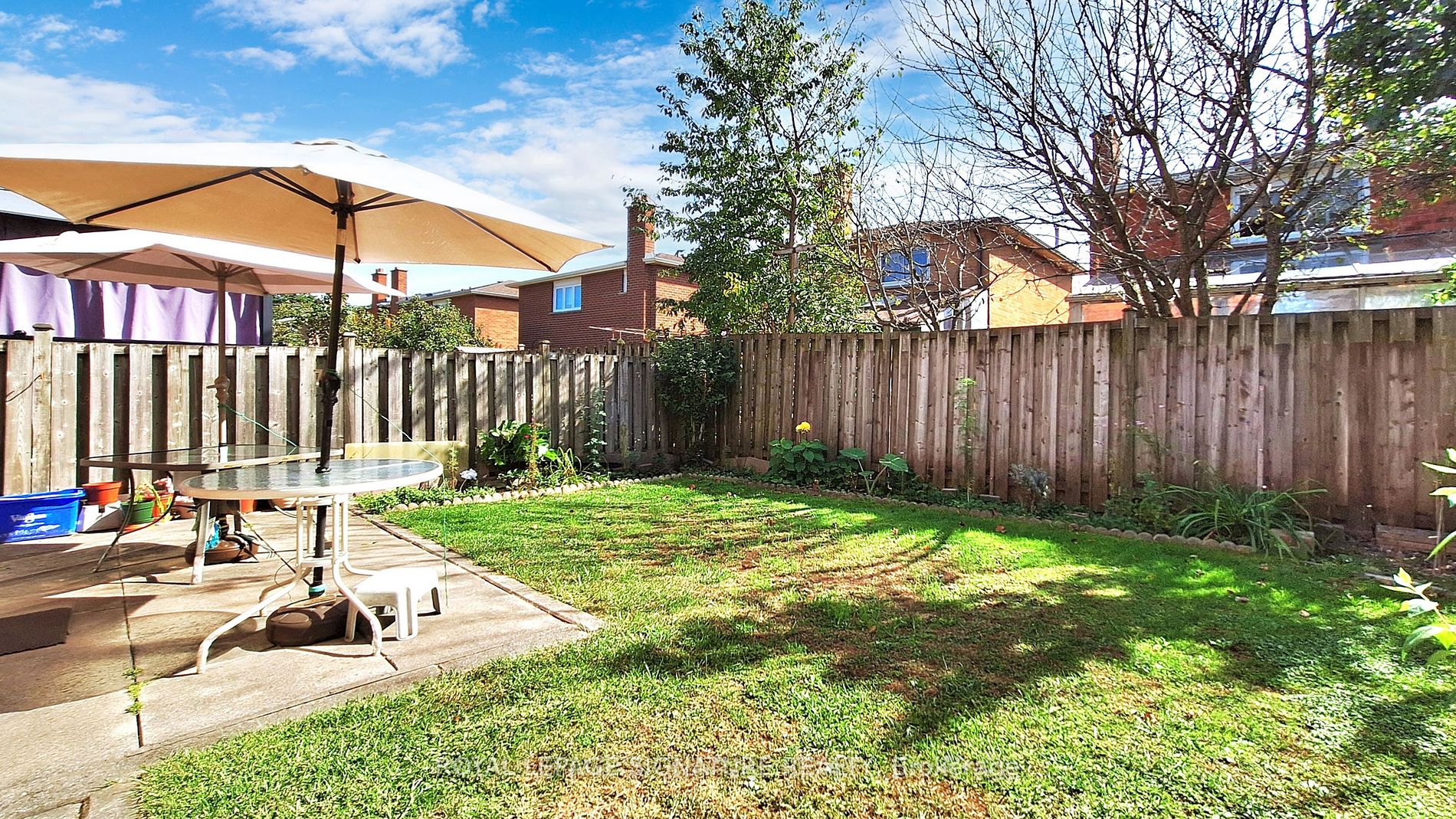 Photo 33 of 27 RichBell Street, Vaughan, Brownridge — HOMEH