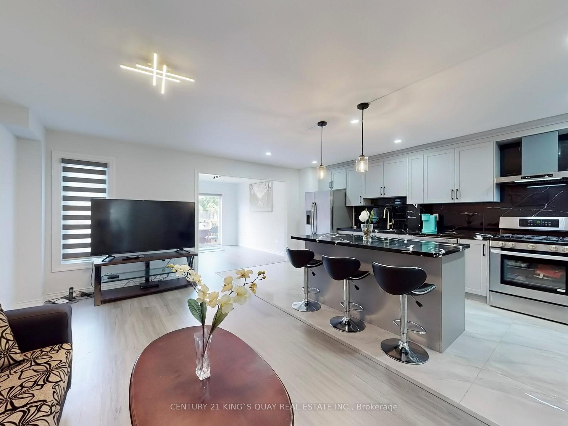 Photo 6 of 116 Redkey Drive, Markham, Milliken Mills East — HOMEH