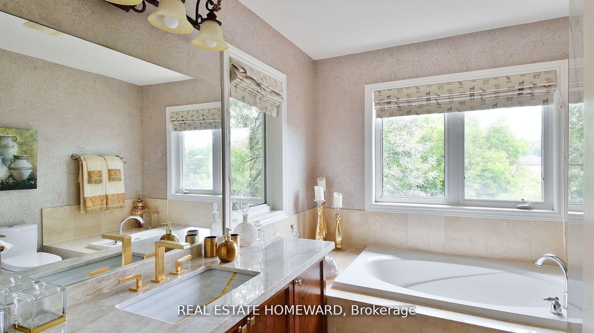 Photo 34 of 59 Belleville Street, Toronto, East End-Danforth — HOMEH