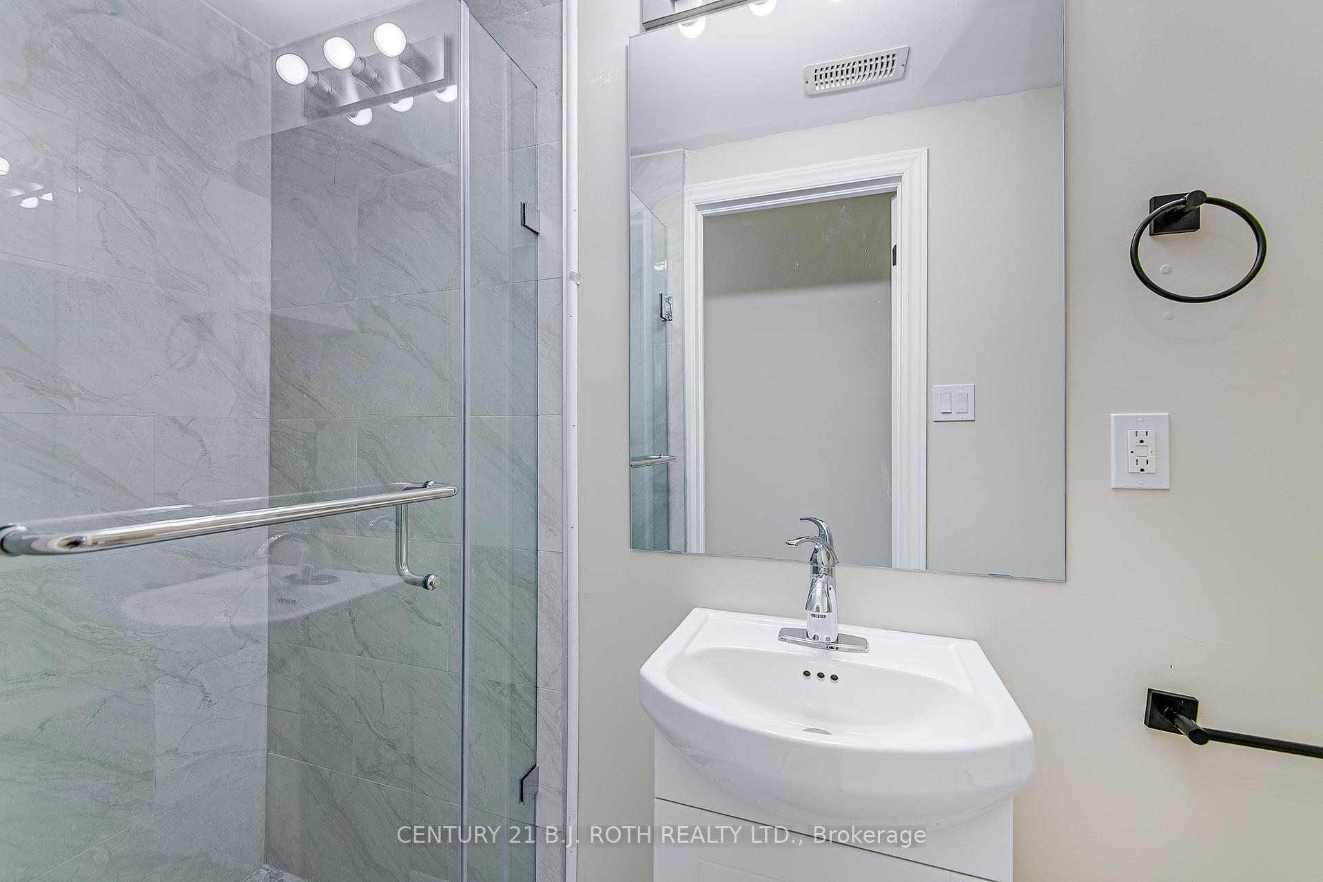 Photo 9 of Unit 1, 82 Peel Street, Barrie, Wellington — HOMEH