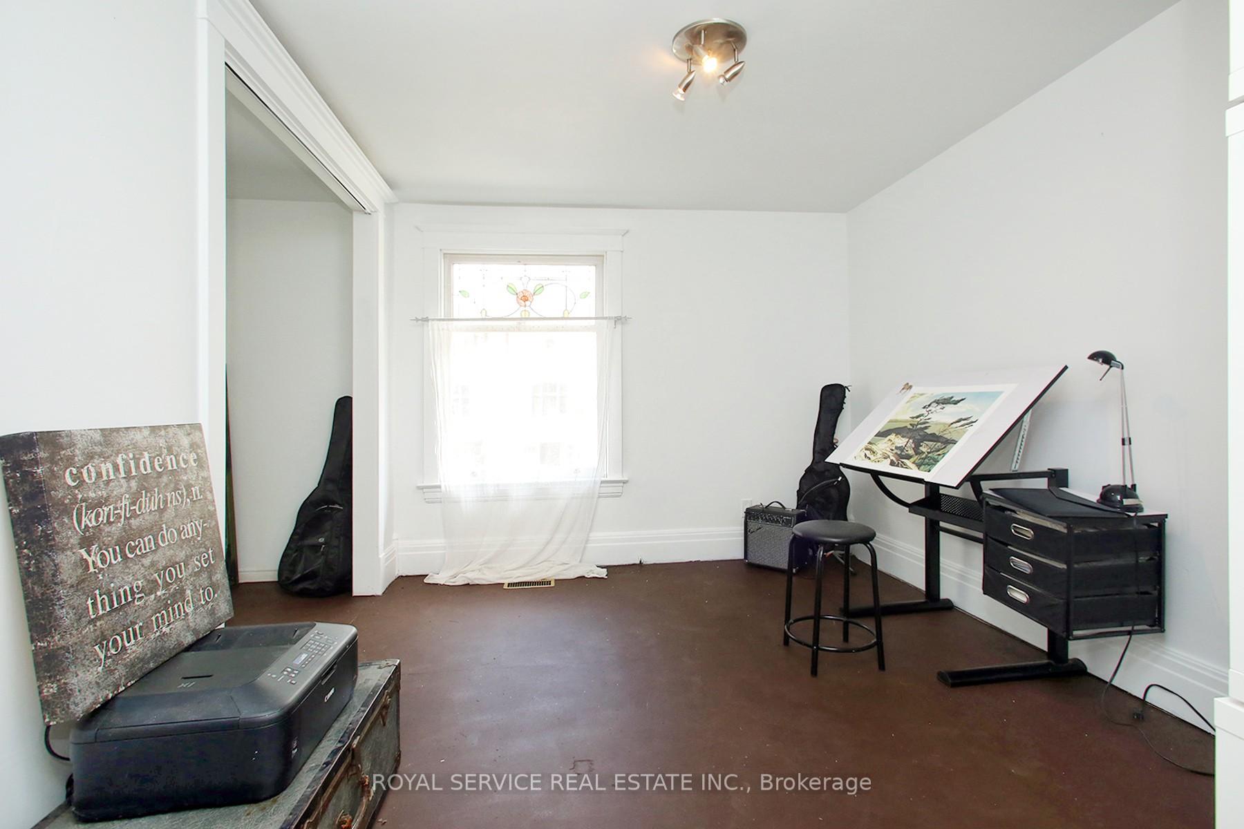 Photo 25 of 7 Park Street, Clarington, Orono — HOMEH