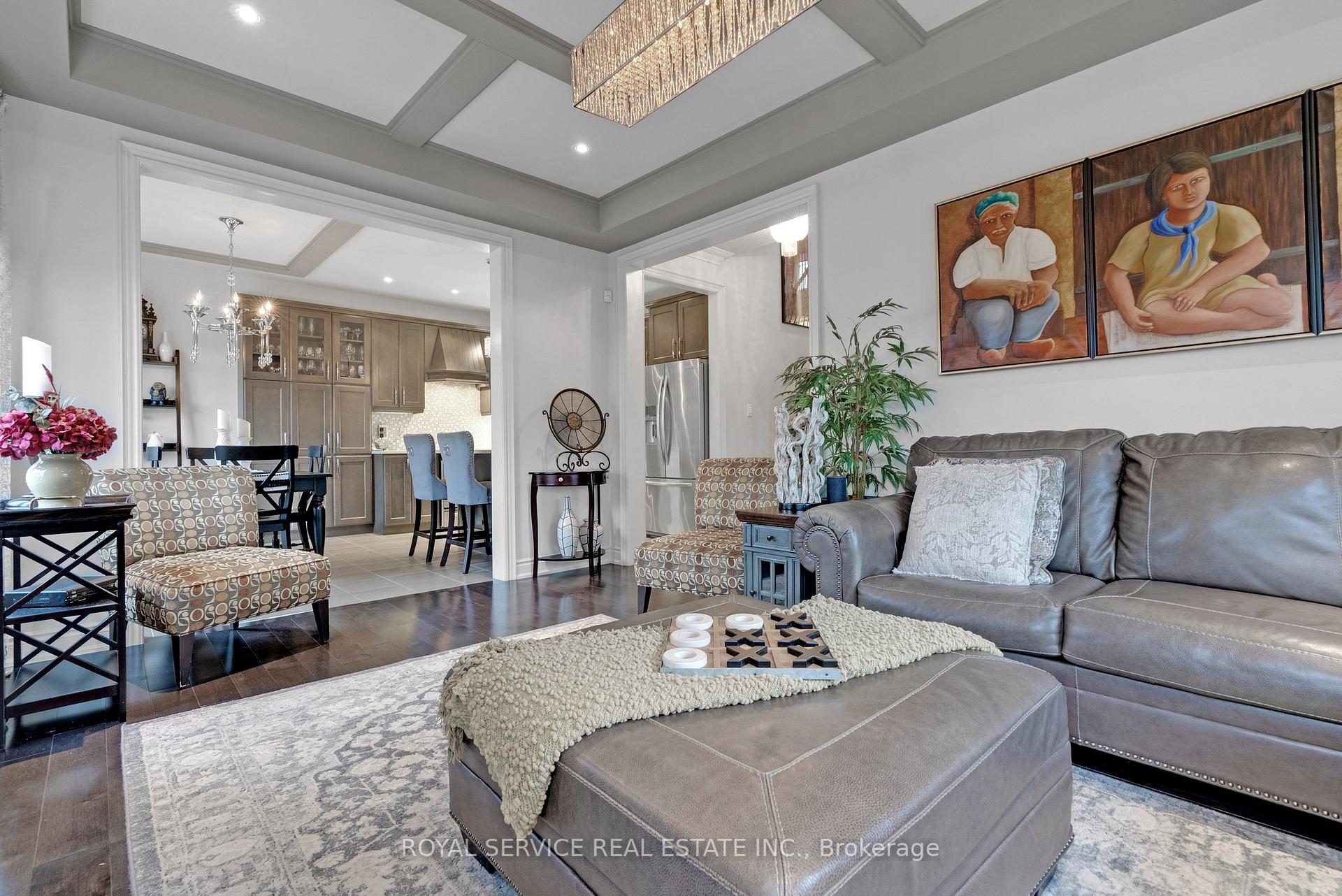Photo 9 of 2 Northglen Drive, Clarington, Bowmanville — HOMEH