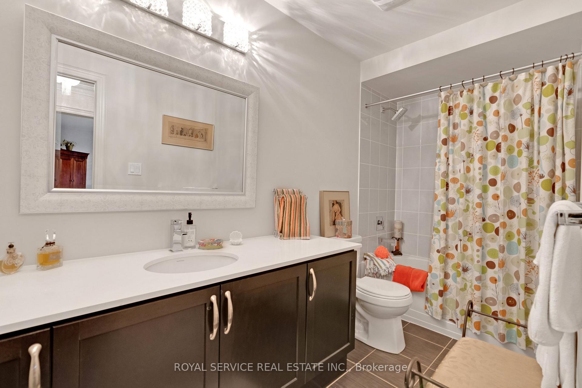 Photo 28 of 2 Northglen Drive, Clarington, Bowmanville — HOMEH