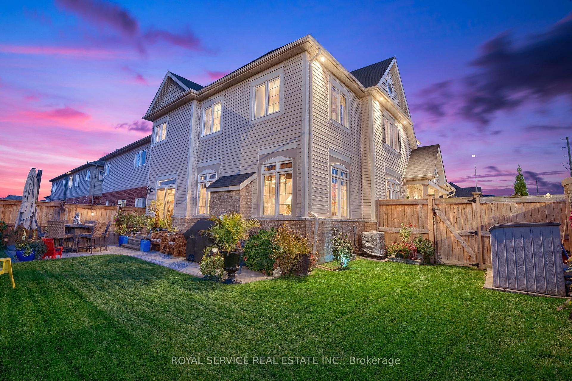 Photo 38 of 2 Northglen Drive, Clarington, Bowmanville — HOMEH
