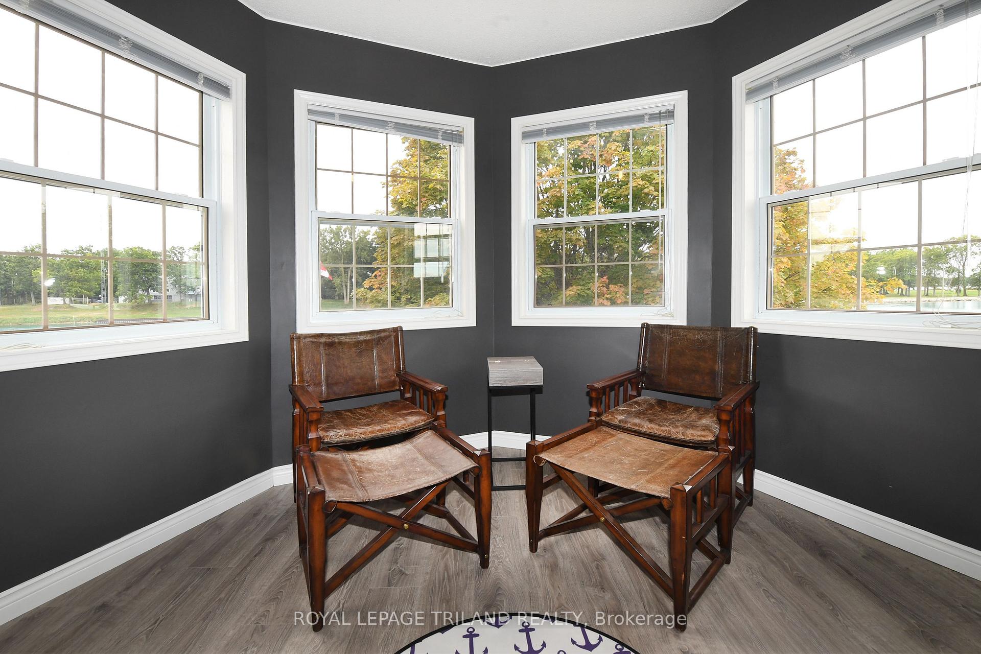 Photo 14 of 4733 Riverside Drive, St. Clair — HOMEH