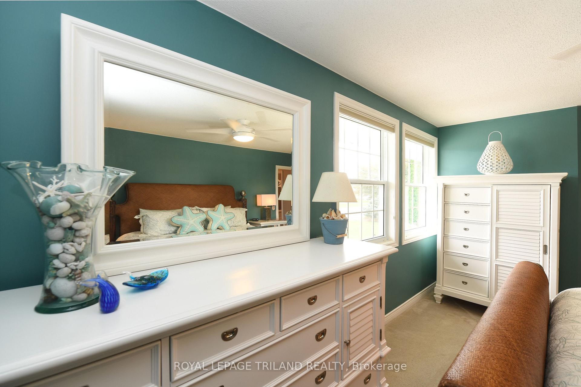Photo 25 of 4733 Riverside Drive, St. Clair — HOMEH