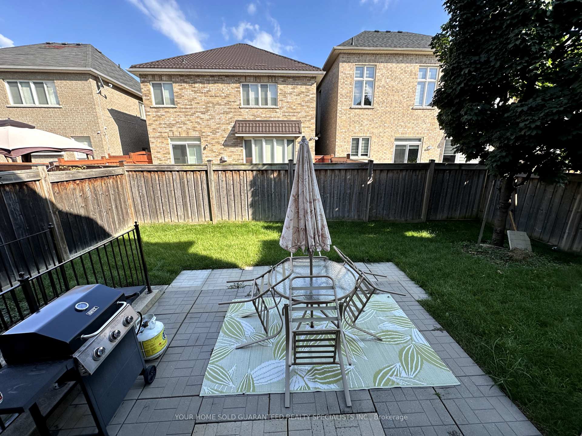 Photo 3 of 128 Watsonbrook Drive, Brampton, Sandringham-Wellington — HOMEH
