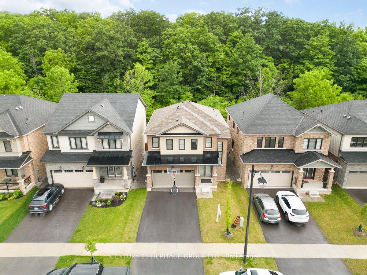 Photo 14 of 157 Cactus Crescent, Hamilton, Stoney Creek — HOMEH