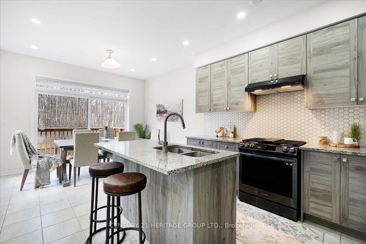 Photo 6 of 157 Cactus Crescent, Hamilton, Stoney Creek — HOMEH