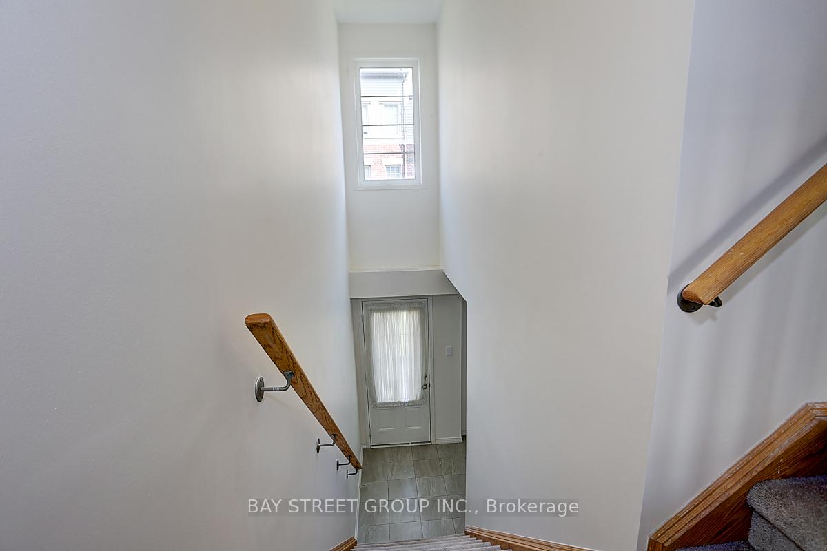 Photo 11 of 2629 Eaglesham Path, Oshawa, Windfields — HOMEH