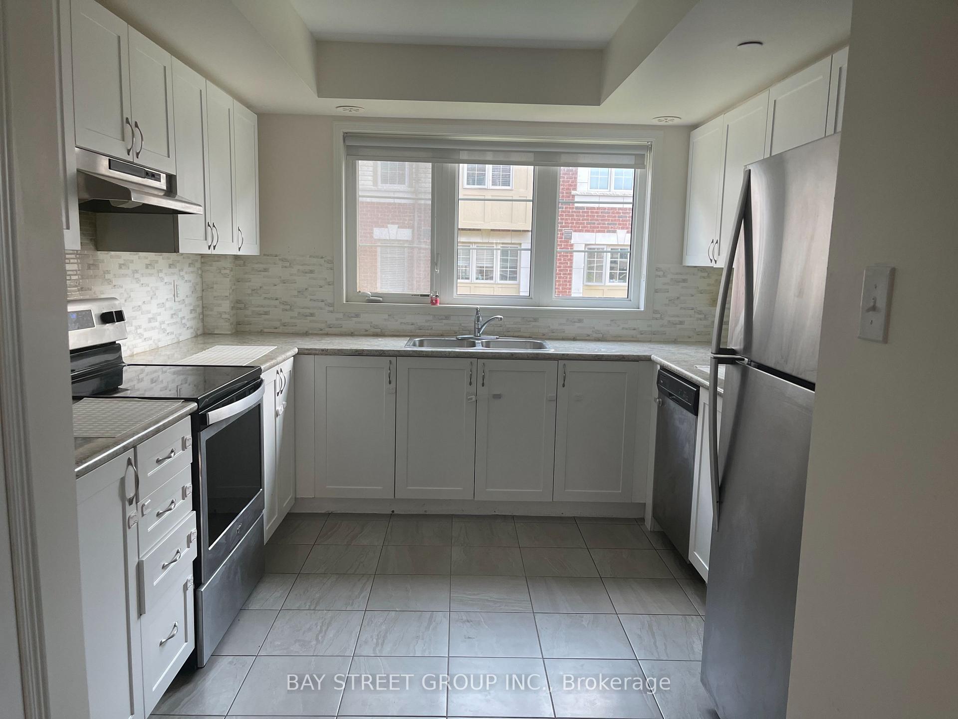 Photo 8 of 2629 Eaglesham Path, Oshawa, Windfields — HOMEH