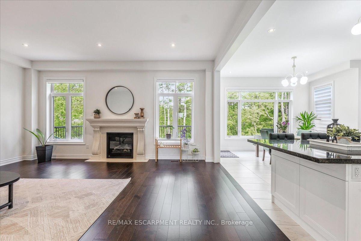 Photo 7 of 912 Forest Creek Court, Kitchener, Doon South — HOMEH