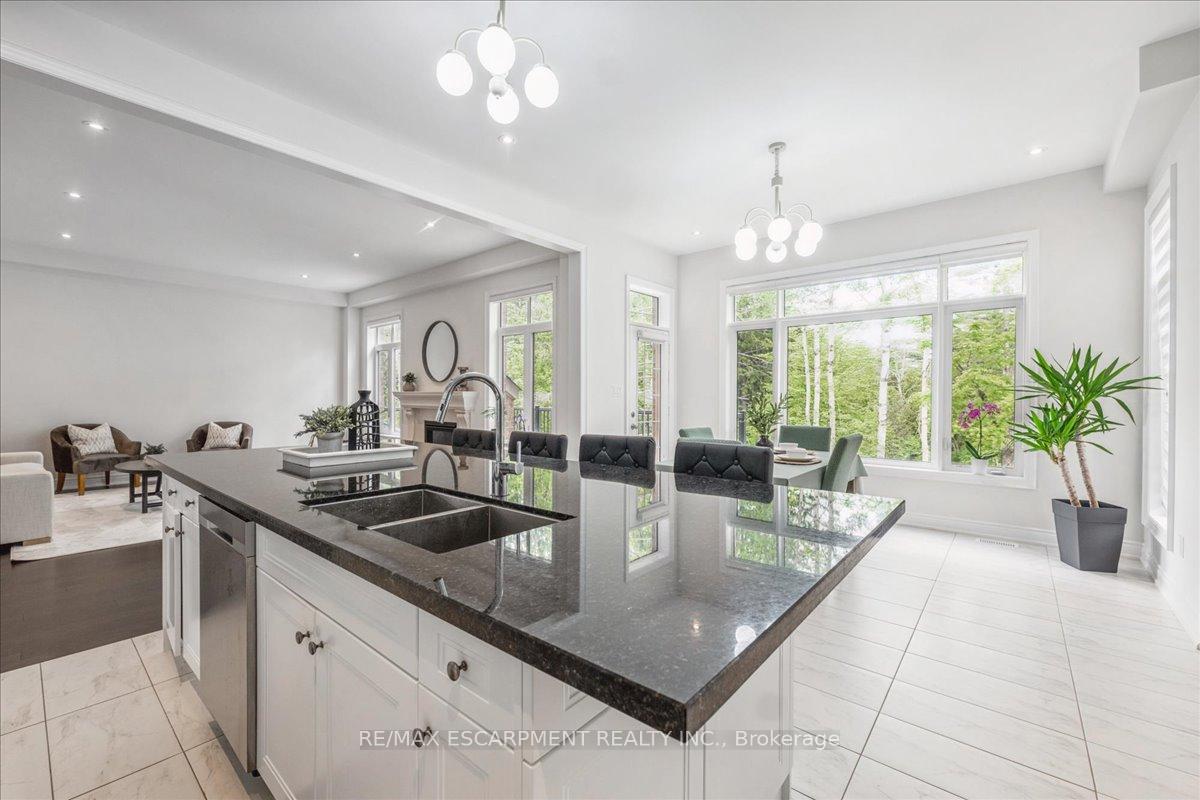 Photo 32 of 912 Forest Creek Court, Kitchener, Doon South — HOMEH