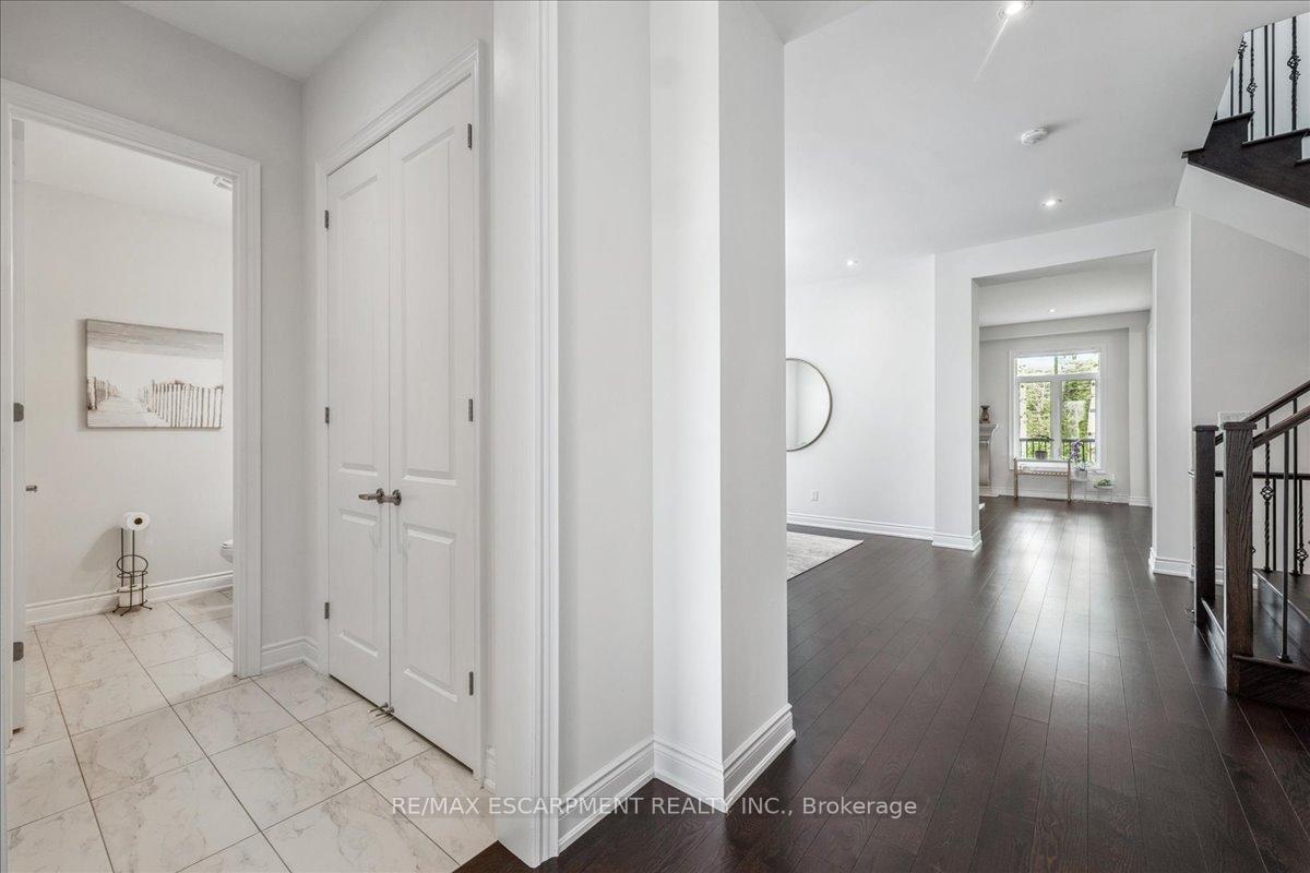Photo 14 of 912 Forest Creek Court, Kitchener, Doon South — HOMEH