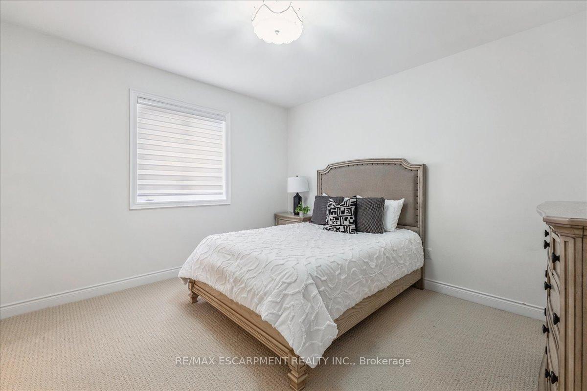 Photo 30 of 912 Forest Creek Court, Kitchener, Doon South — HOMEH
