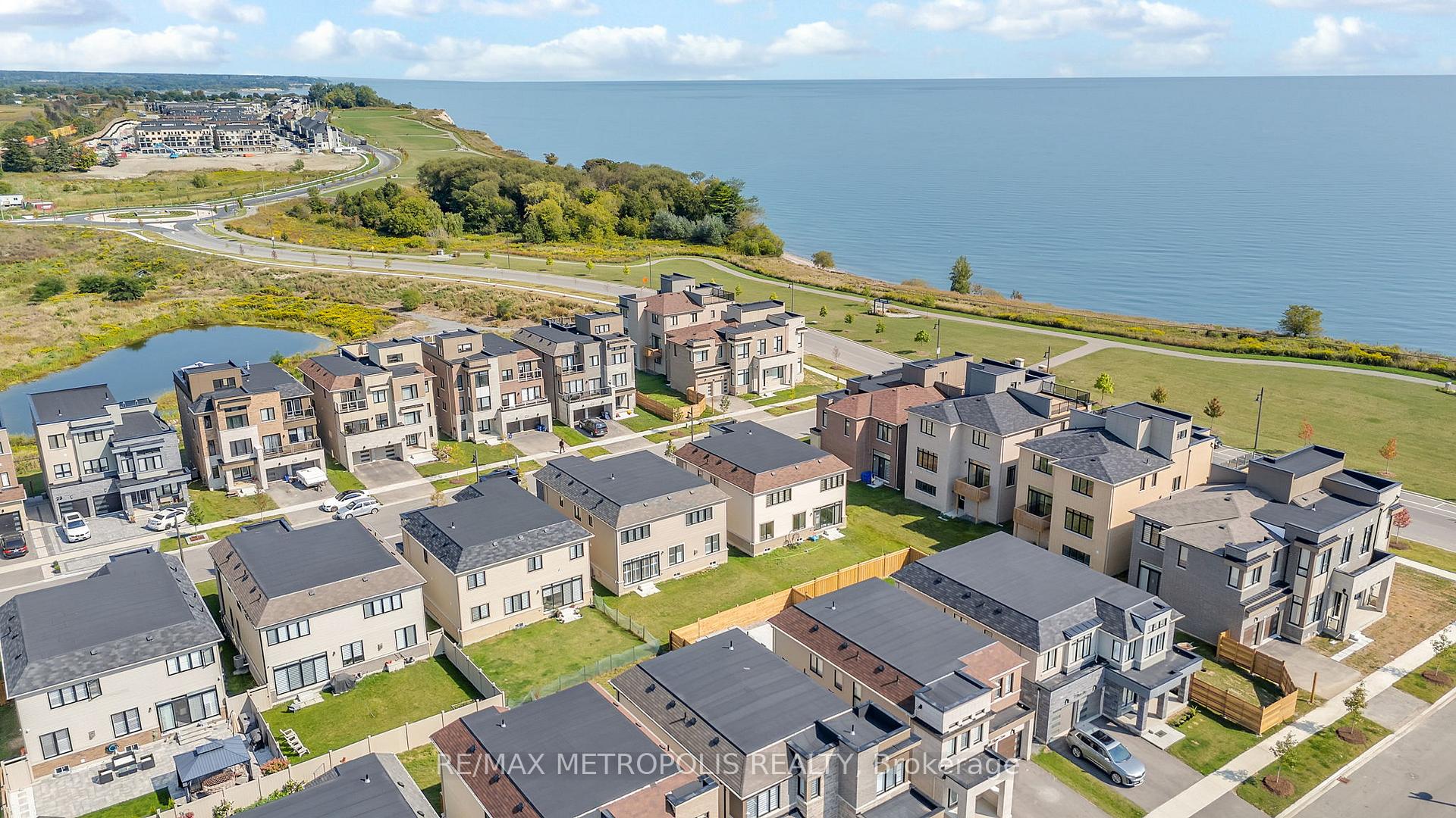 Photo 28 of 6 Yacht Drive, Clarington, Bowmanville — HOMEH