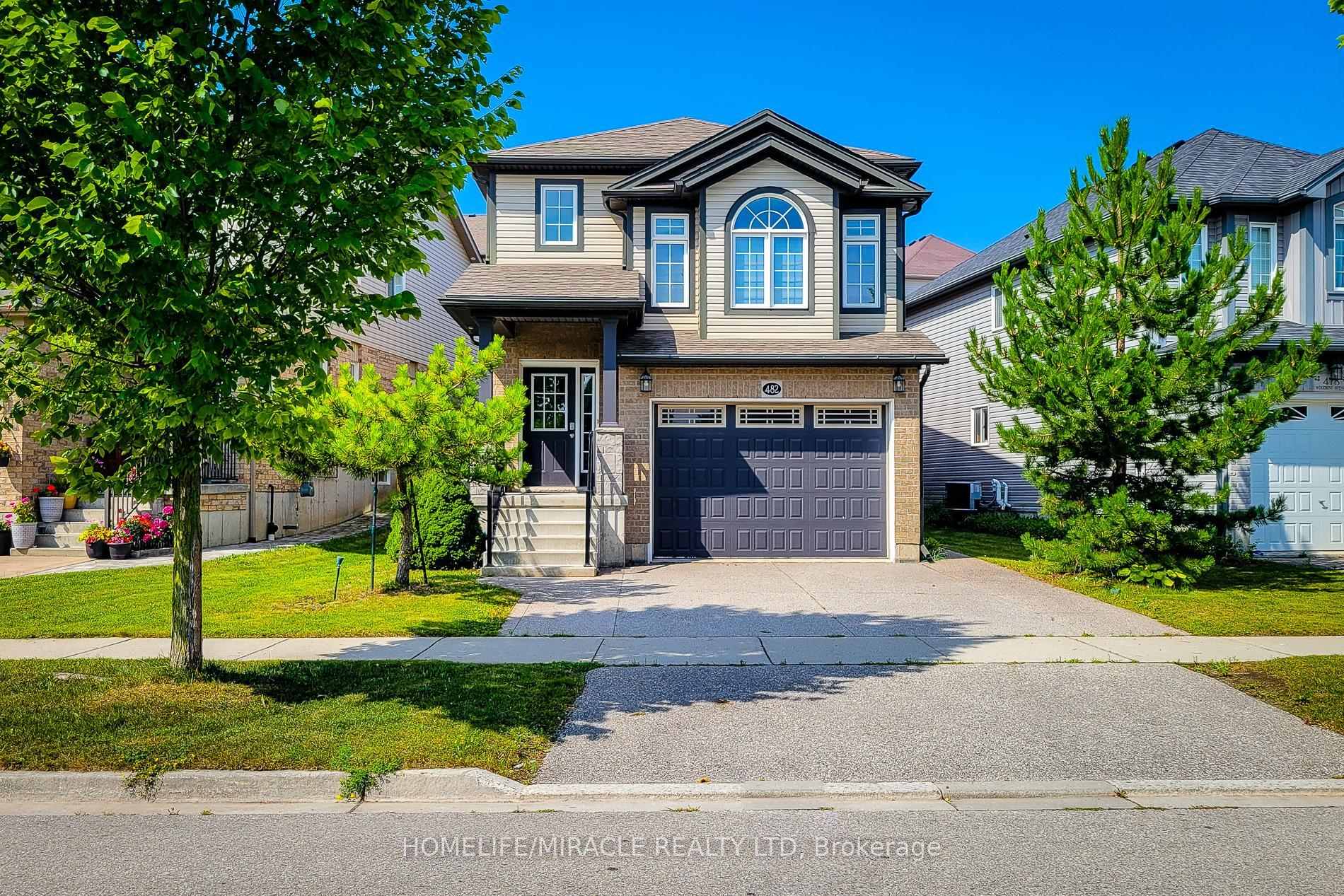 Front of 482 Woodbine Avenue