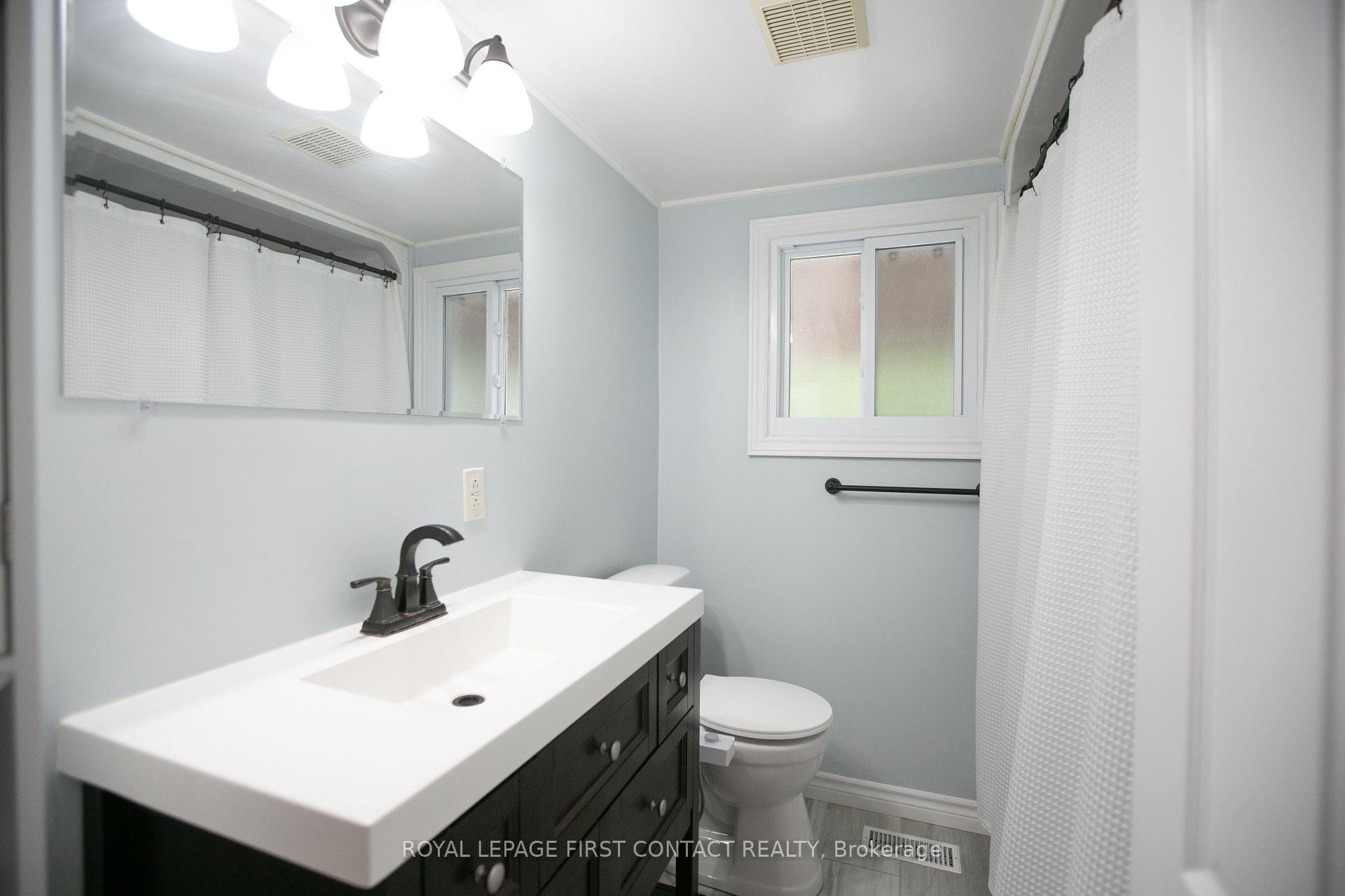 Photo 17 of 1533 Gill Road, Springwater, Midhurst — HOMEH