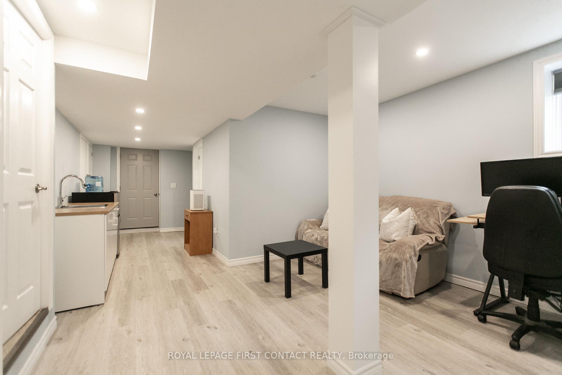 Photo 13 of 1533 Gill Road, Springwater, Midhurst — HOMEH