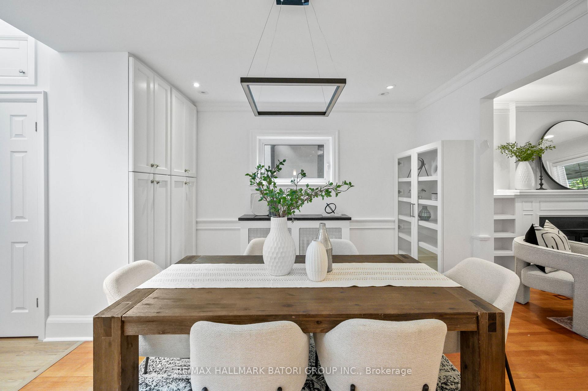 Photo 6 of 30 Park Hill Road, Toronto, Forest Hill North — HOMEH