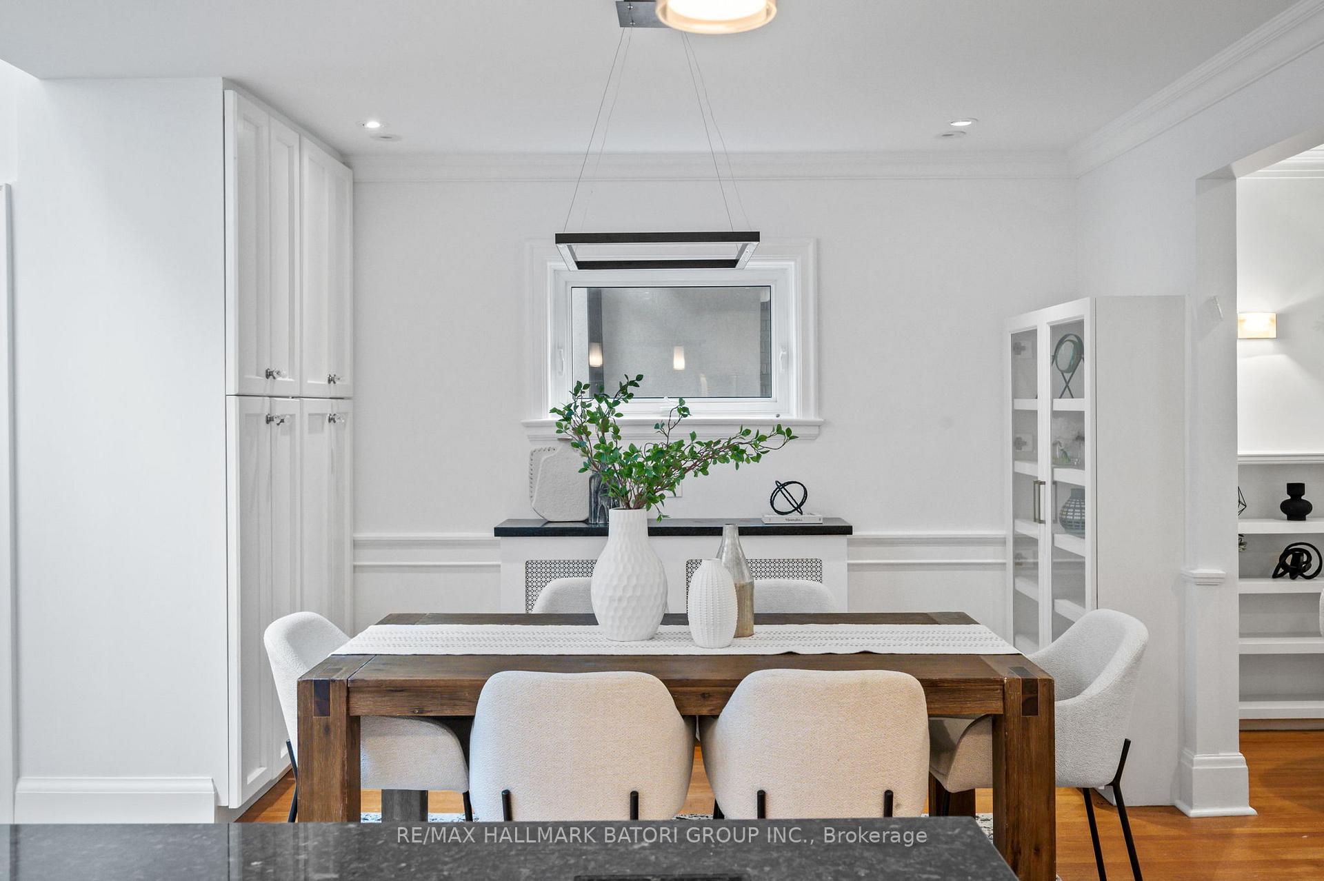 Photo 12 of 30 Park Hill Road, Toronto, Forest Hill North — HOMEH