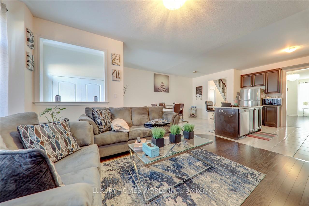 Photo 17 of 22 Tilbury Gate, Markham, Cornell — HOMEH