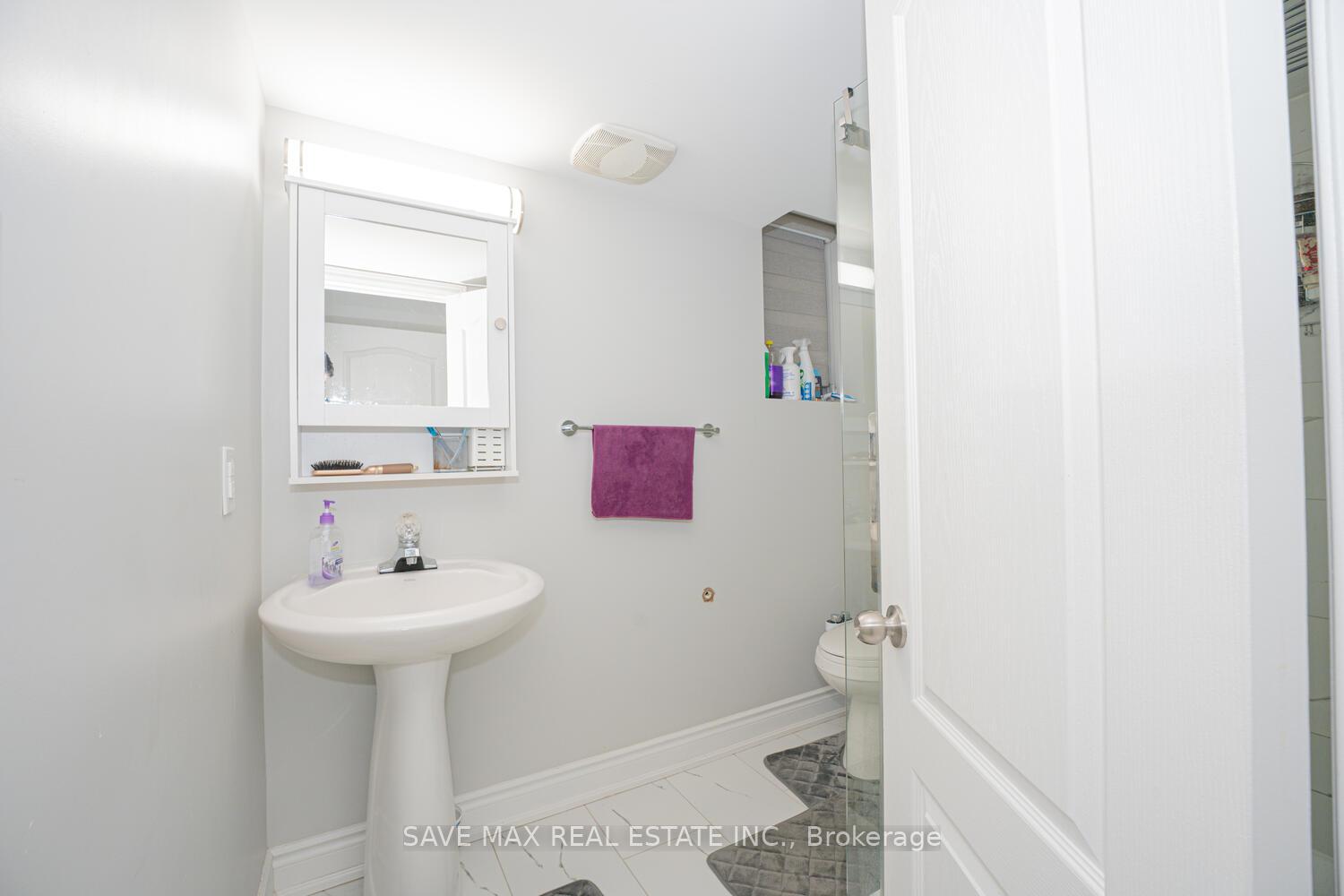 Photo 17 of 12 Losino Street, Caledon, Rural Caledon — HOMEH