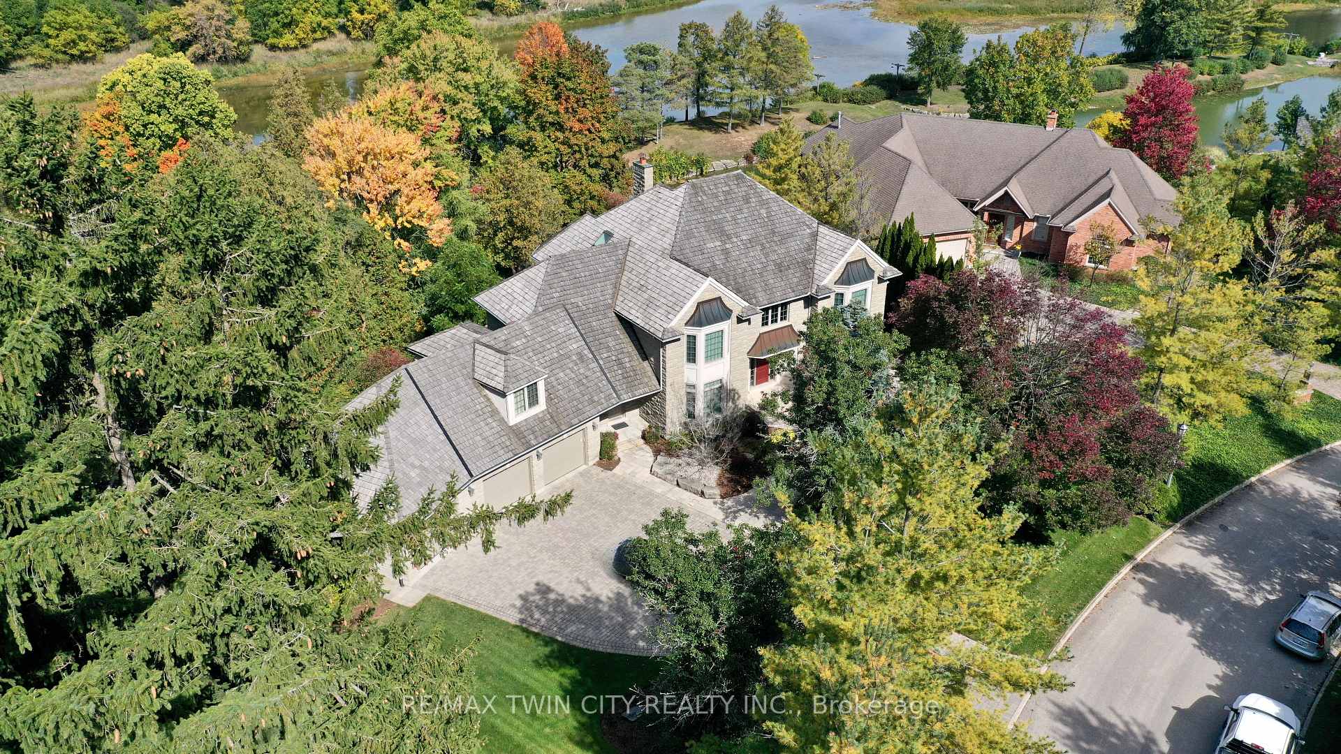 Front of 338 River Oak Place