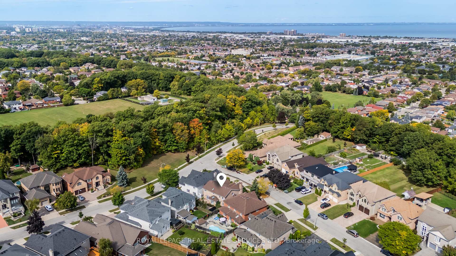 Photo 36 of 57 Orr Crescent, Hamilton, Stoney Creek — HOMEH