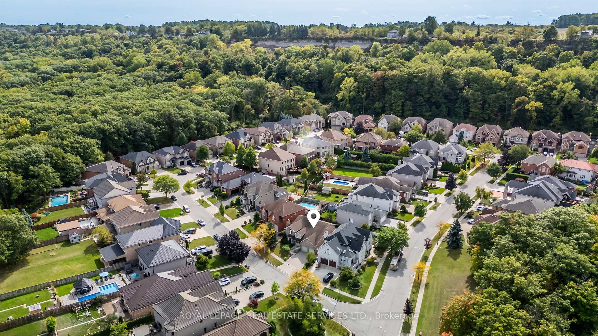 Photo 39 of 57 Orr Crescent, Hamilton, Stoney Creek — HOMEH