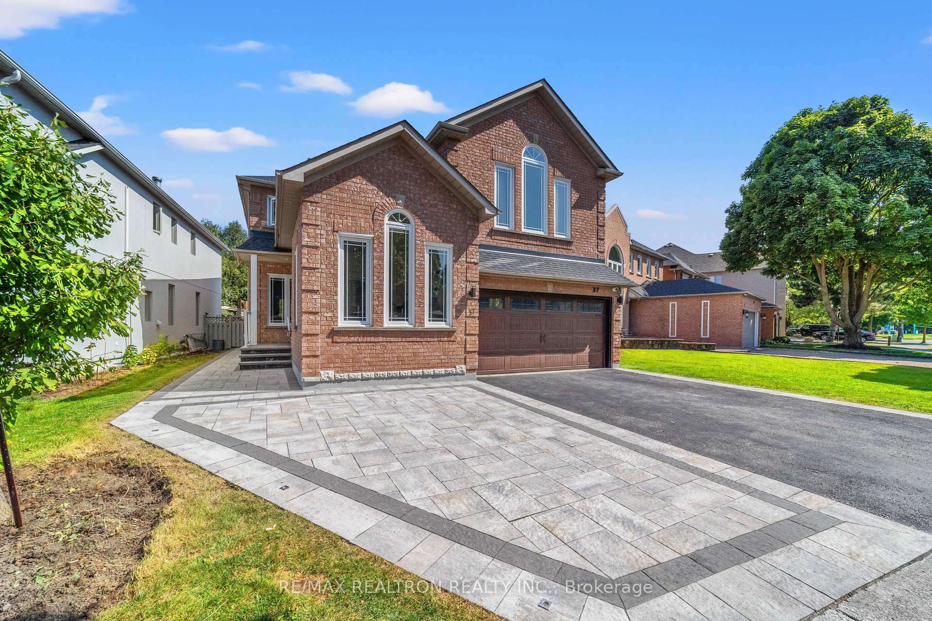 Front of 37 Oakhurst Drive