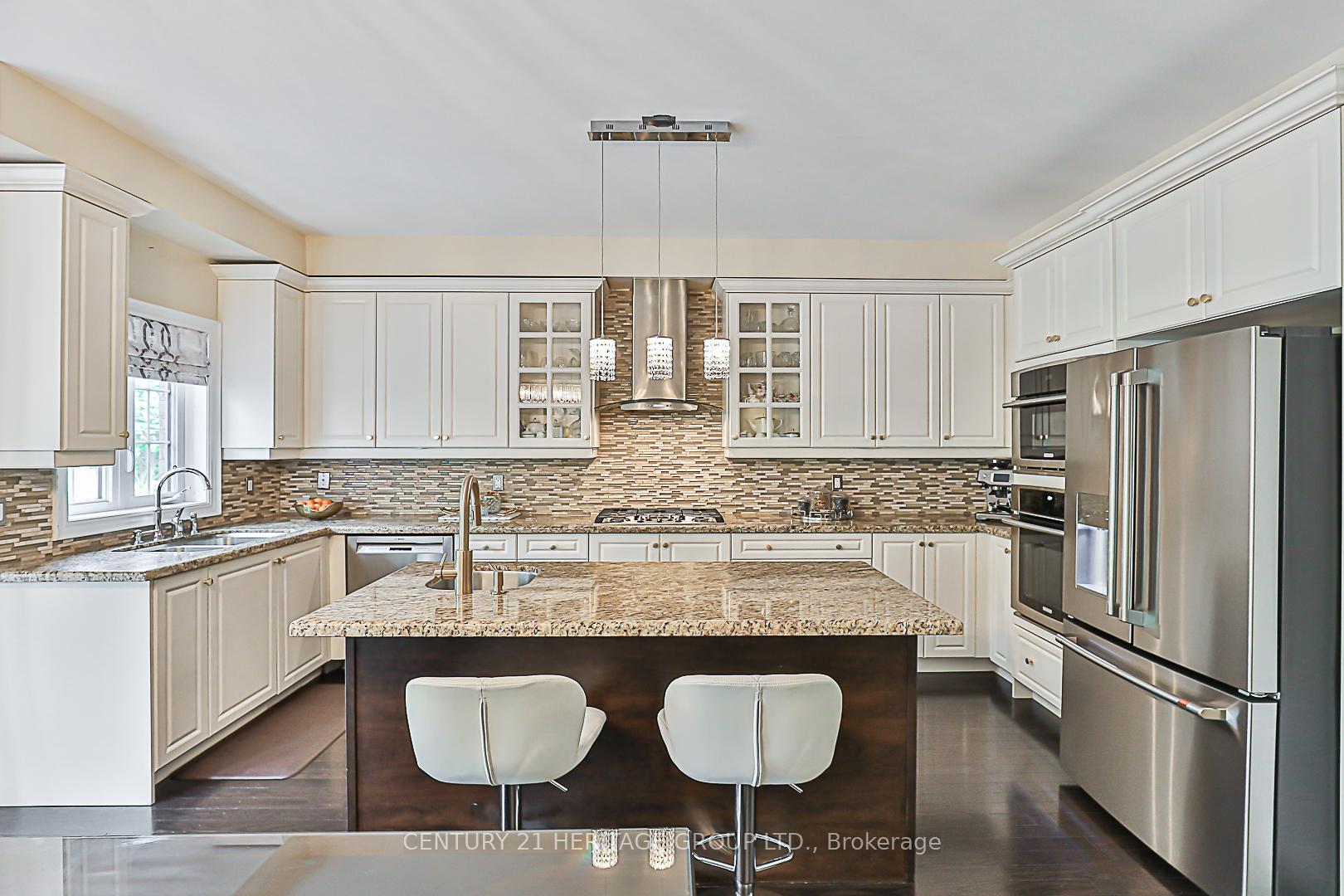 Photo 7 of 63 Lady Karen Crescent, Vaughan, Patterson — HOMEH