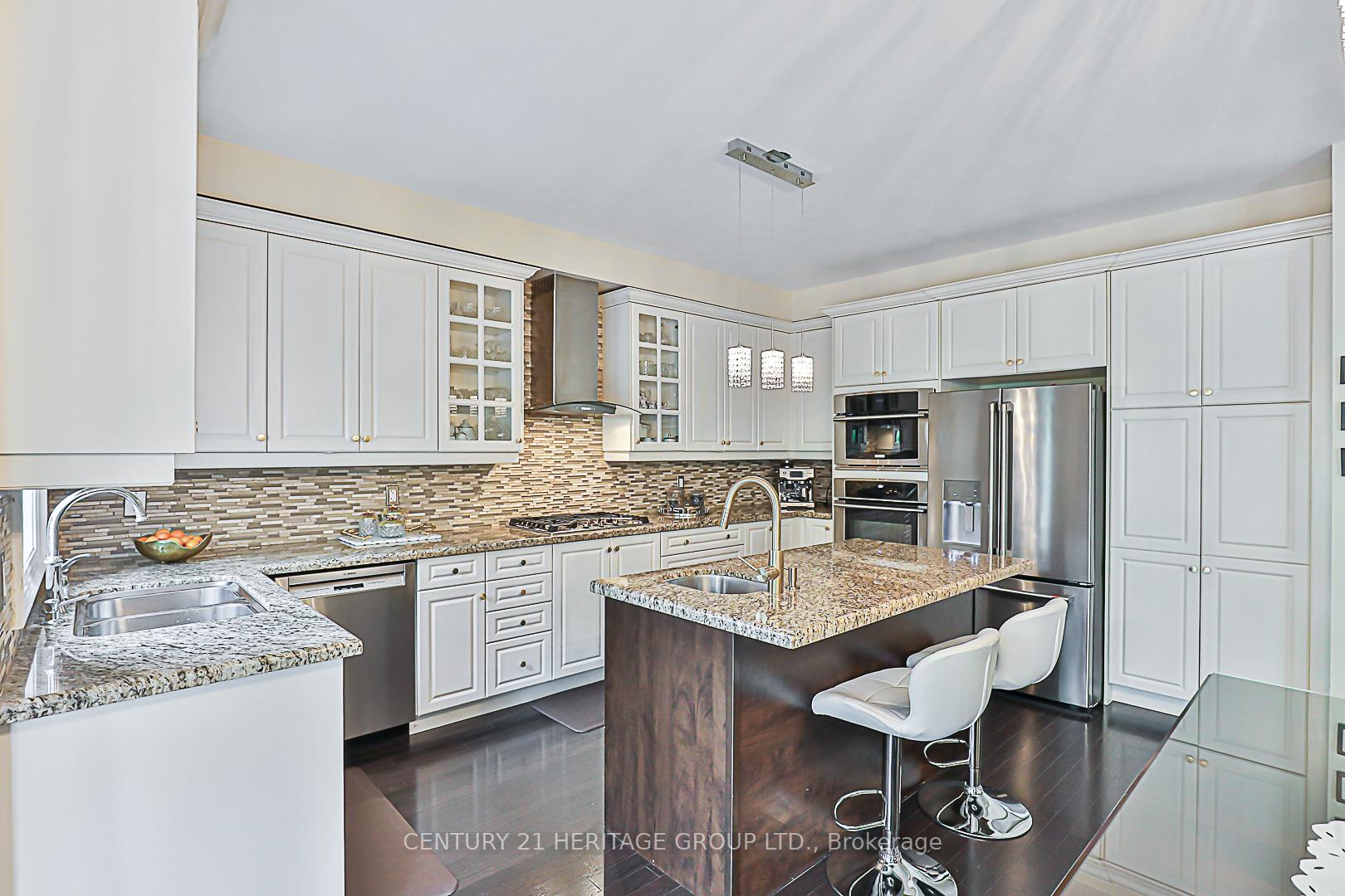 Photo 13 of 63 Lady Karen Crescent, Vaughan, Patterson — HOMEH