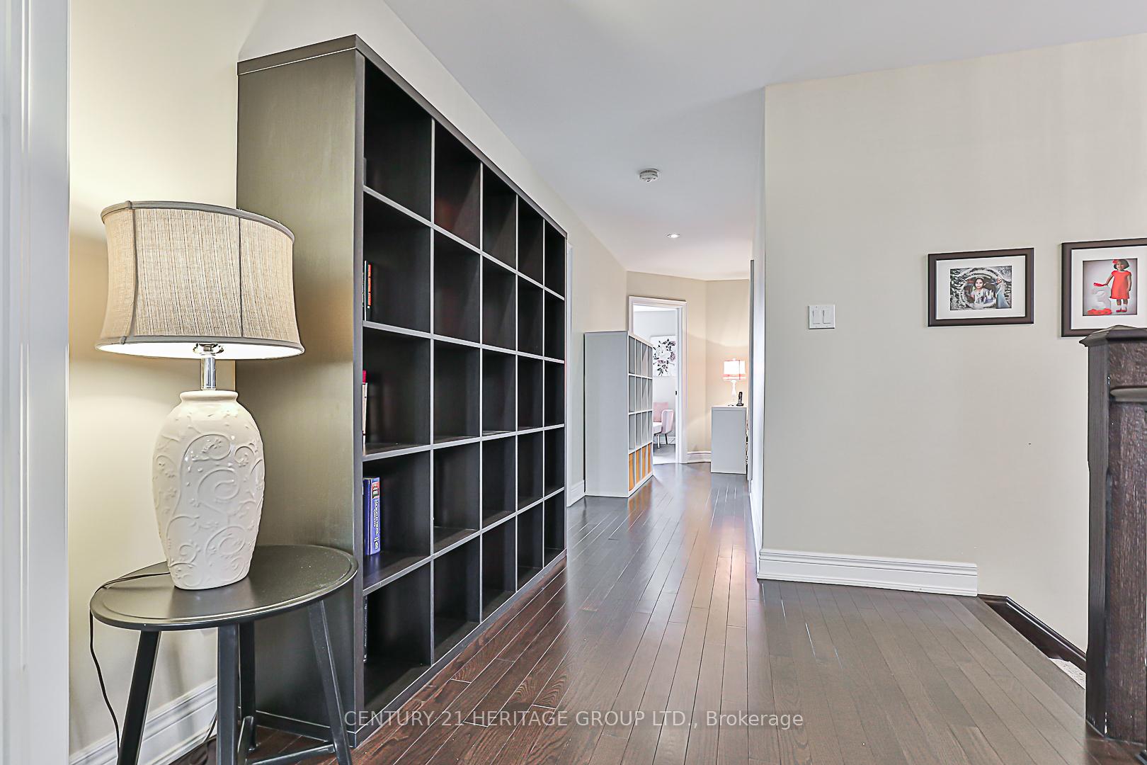 Photo 10 of 63 Lady Karen Crescent, Vaughan, Patterson — HOMEH