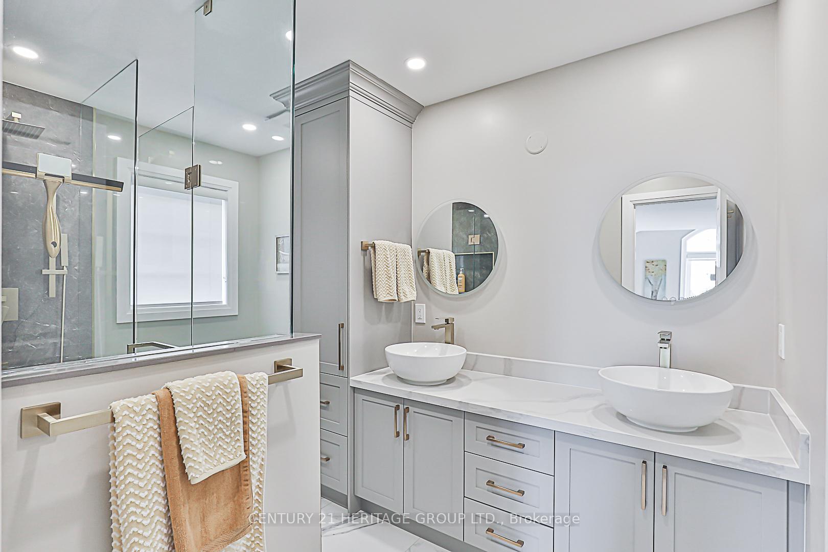 Photo 14 of 63 Lady Karen Crescent, Vaughan, Patterson — HOMEH