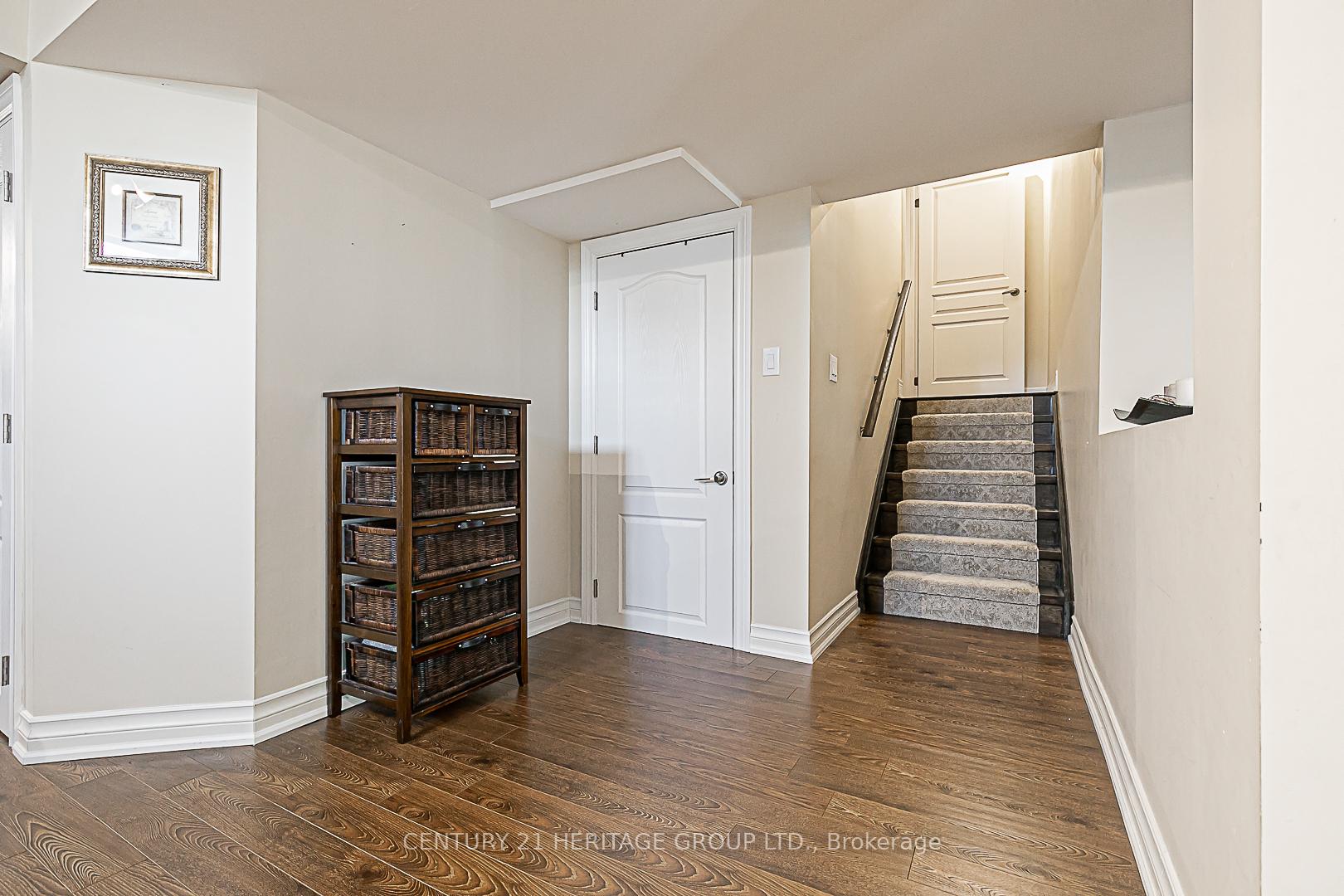 Photo 24 of 63 Lady Karen Crescent, Vaughan, Patterson — HOMEH