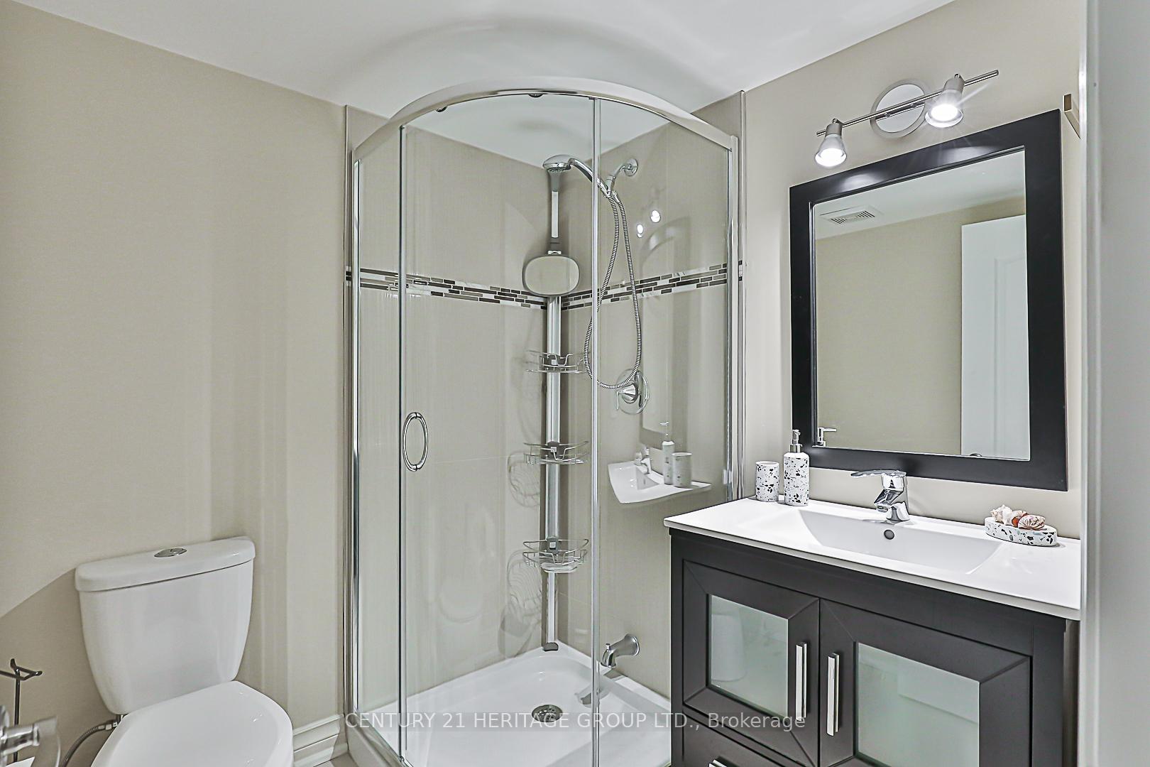 Photo 26 of 63 Lady Karen Crescent, Vaughan, Patterson — HOMEH