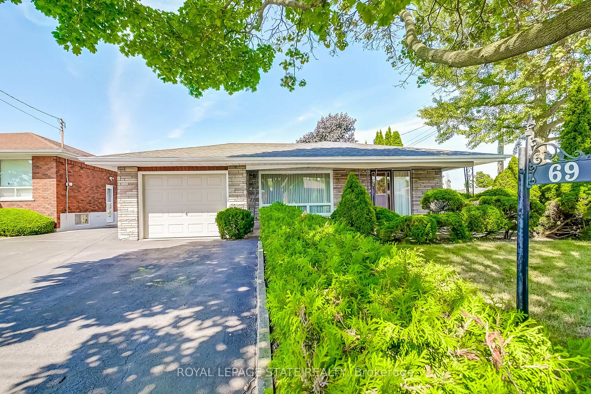 Front of 69 Orphir Road