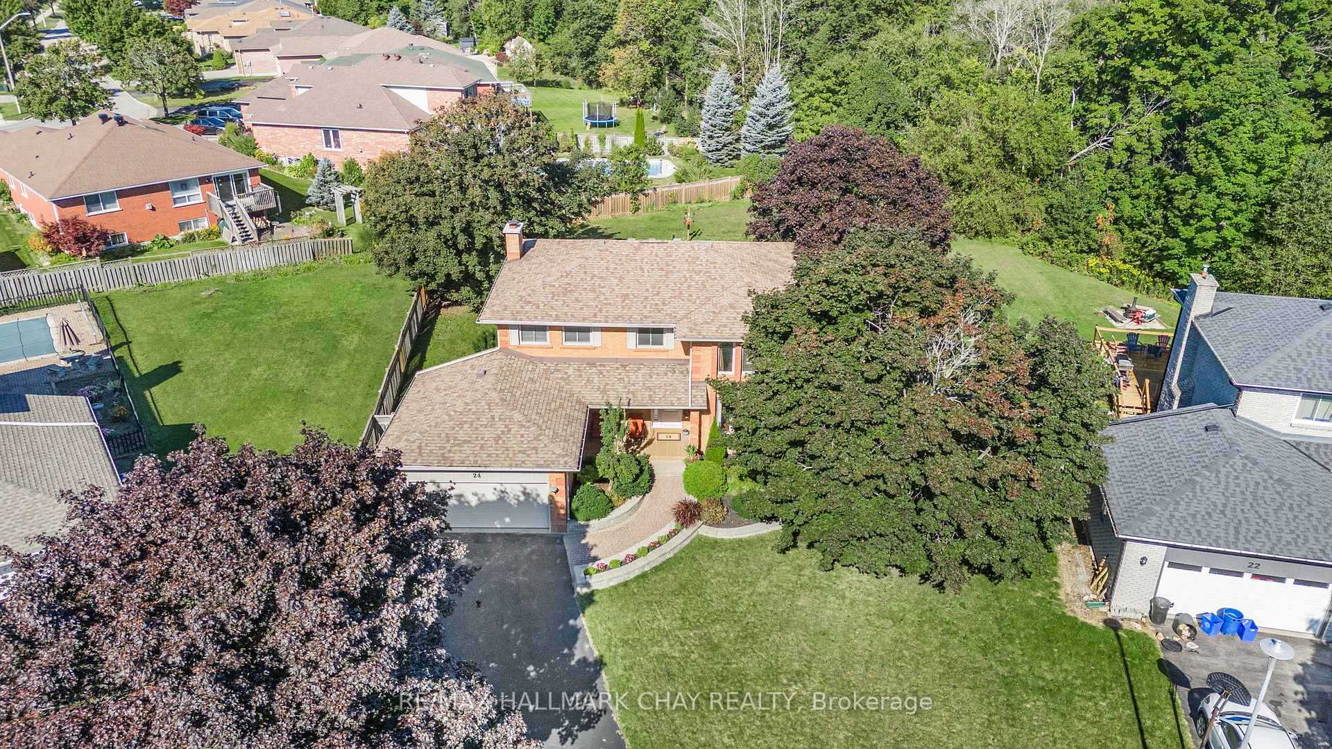 Photo 24 of 24 Dyer Boulevard, Barrie, Holly — HOMEH