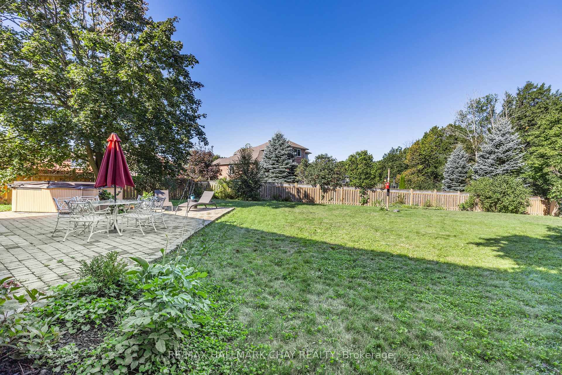 Photo 18 of 24 Dyer Boulevard, Barrie, Holly — HOMEH