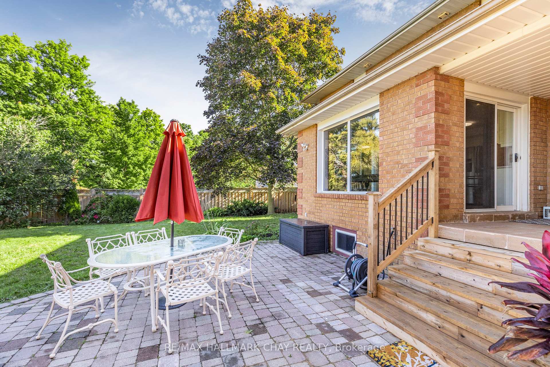 Photo 7 of 24 Dyer Boulevard, Barrie, Holly — HOMEH