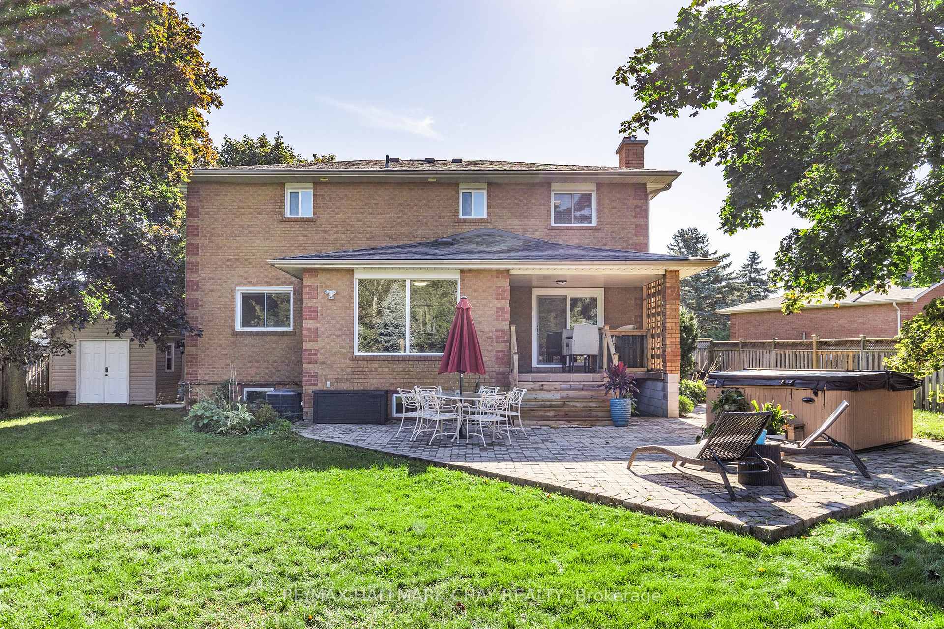 Photo 22 of 24 Dyer Boulevard, Barrie, Holly — HOMEH