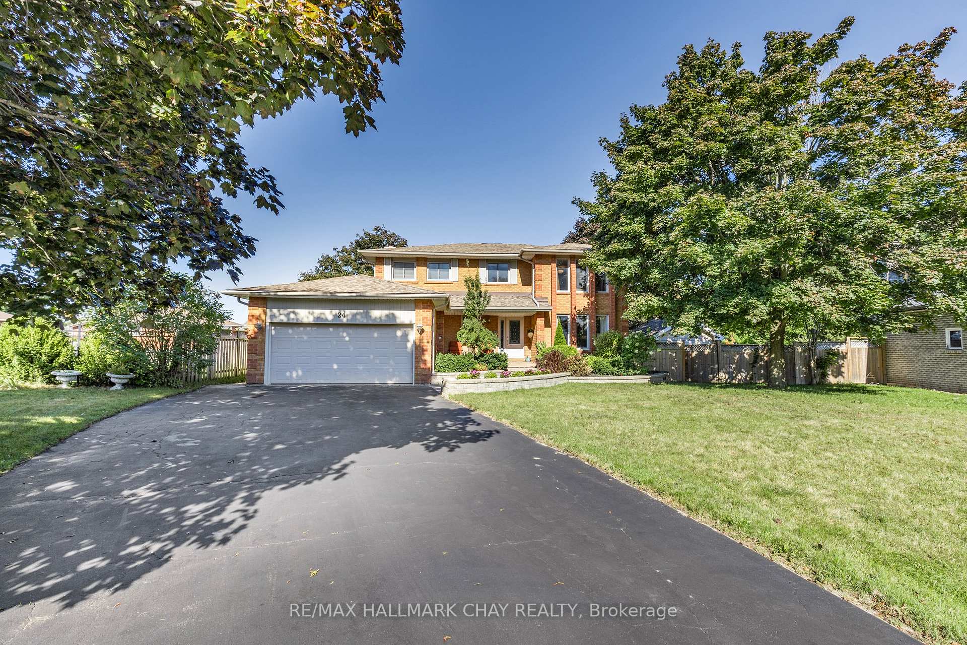 Photo 6 of 24 Dyer Boulevard, Barrie, Holly — HOMEH