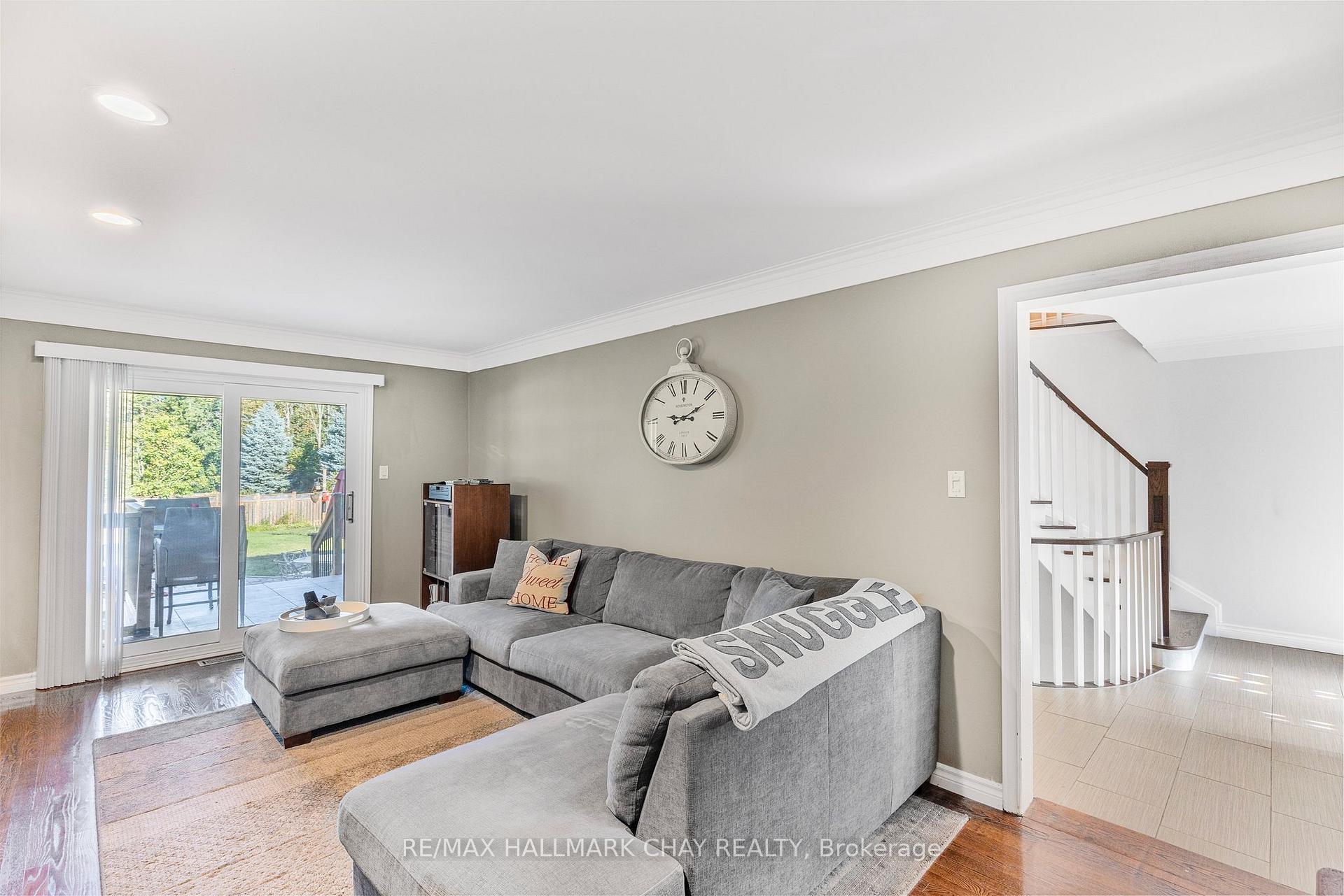 Photo 20 of 24 Dyer Boulevard, Barrie, Holly — HOMEH