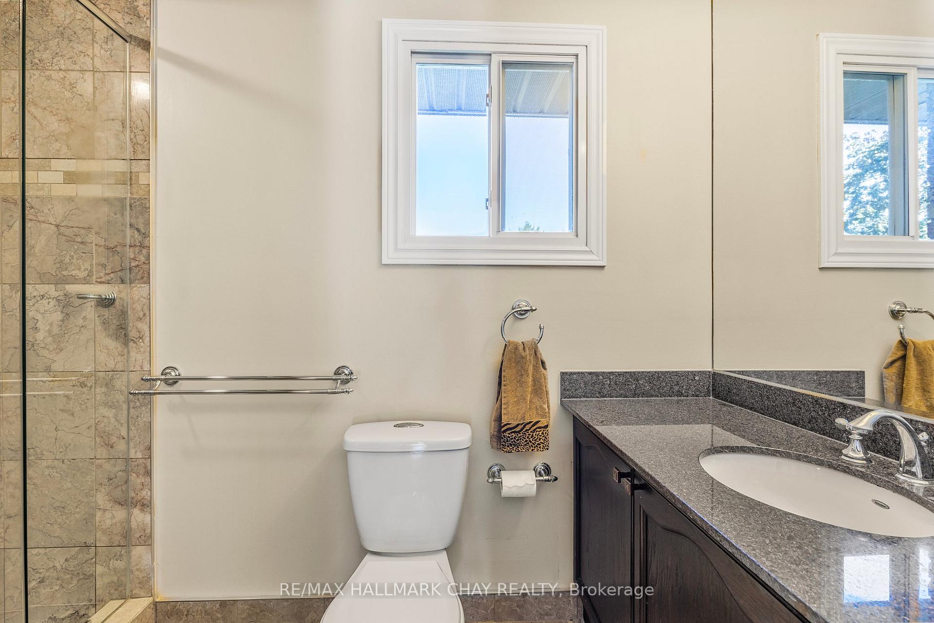 Photo 19 of 24 Dyer Boulevard, Barrie, Holly — HOMEH